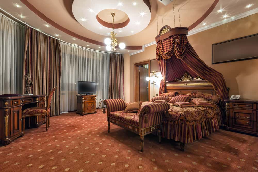 fancy hotel room